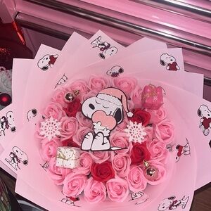 Snoopy Pink and Red Rose Bouquet